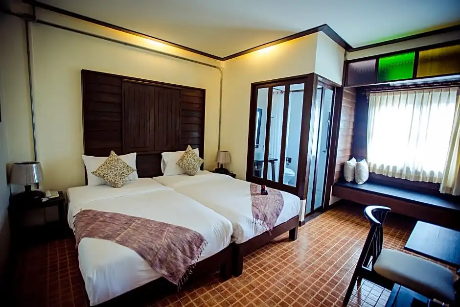 Kampaeng Ngam Hotel - Steps to Night Bazaar & Old City - Chambres