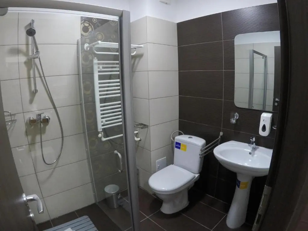 Economy room