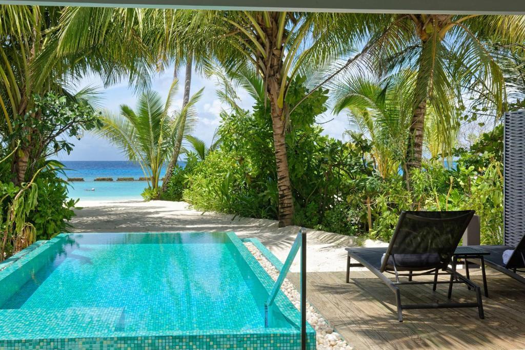 Outrigger Maldives Maafushivaru Resort