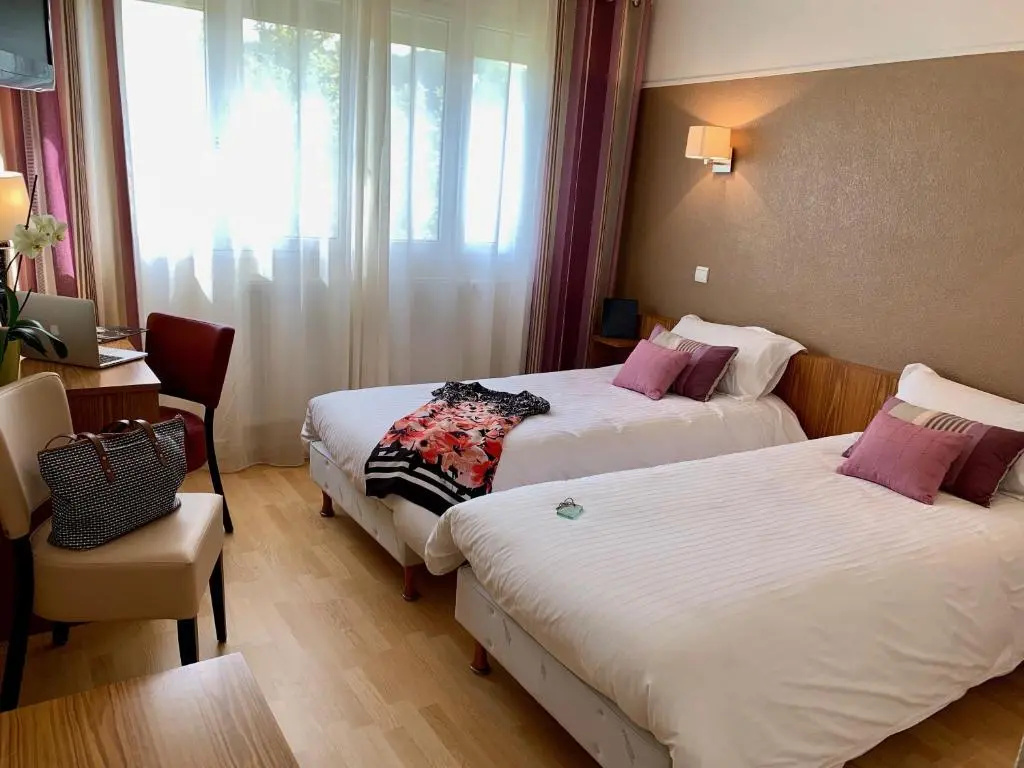 Standard Double room (twin beds)