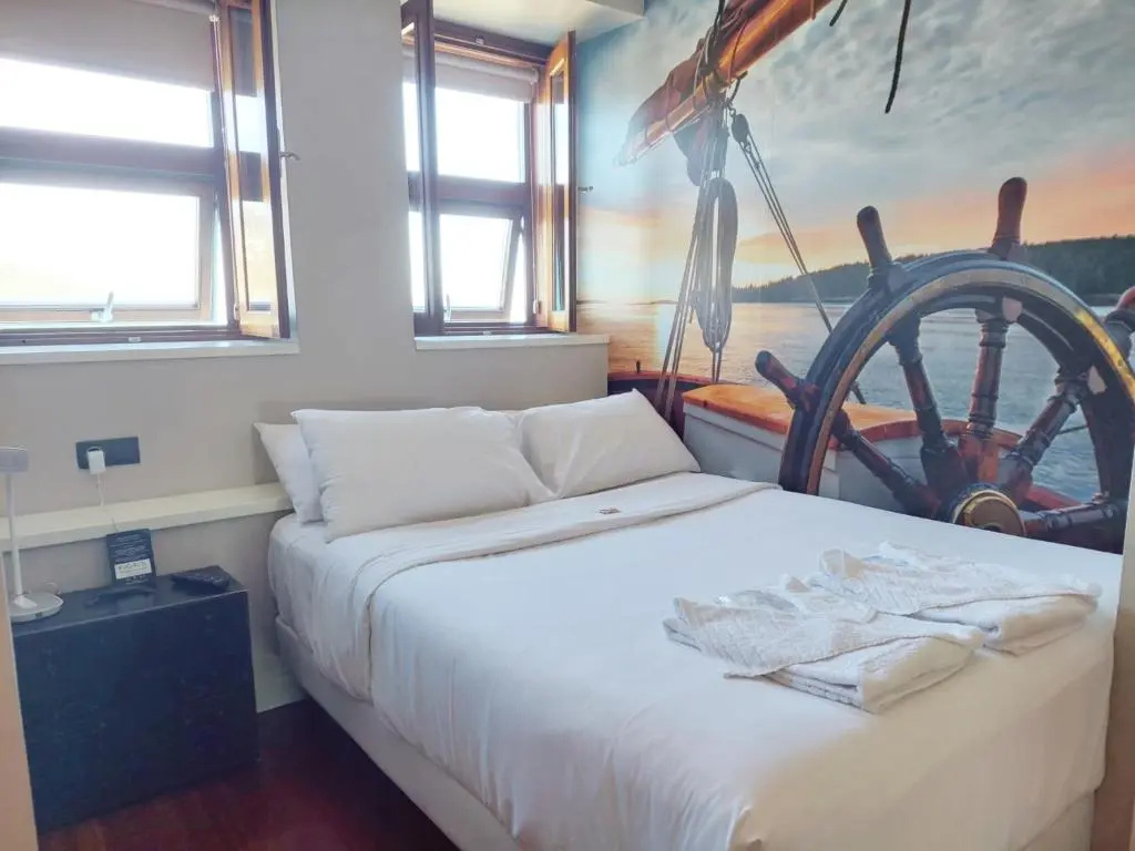 Standard Double room (full double bed)