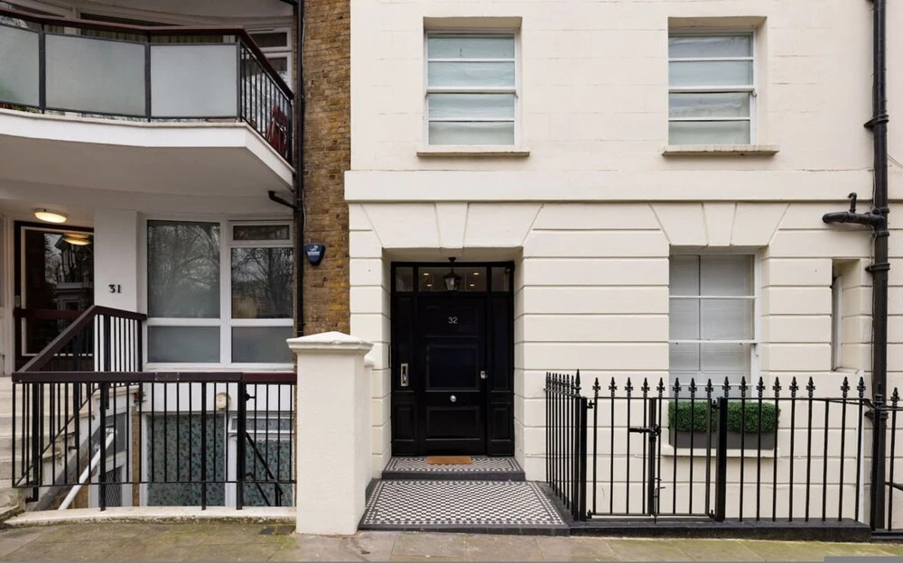 London Hues 2 Bedroom Apartment