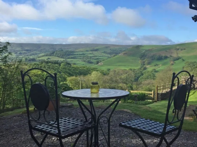 Holiday Home Uwch y Foel