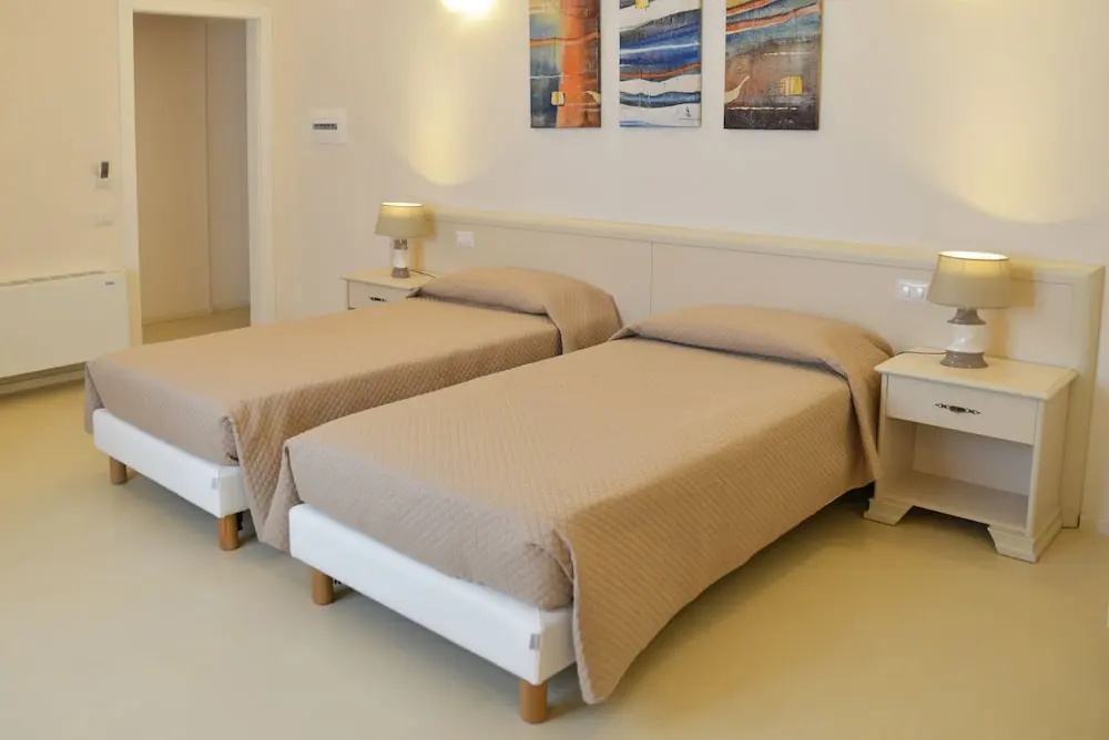 1 Bedroom Standard Double room (full double bed)
