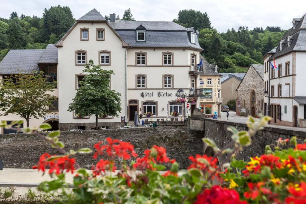 Hôtel - Restaurant Victor Hugo - Général