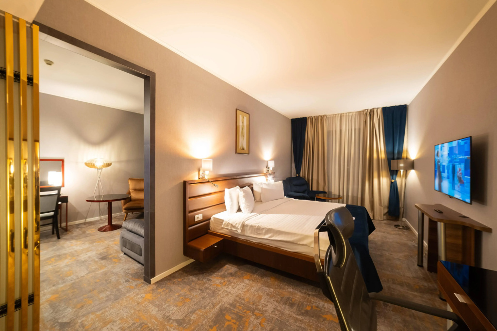 Hotel photo 12