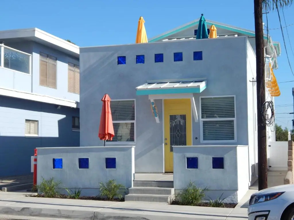 320 Main Street