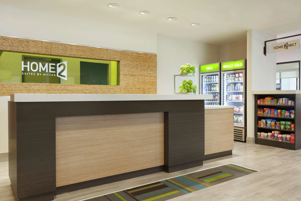 Lobby & Reception