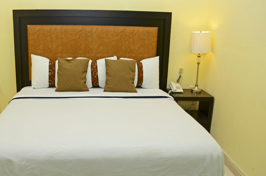 Hotel Esmeralda's — 3