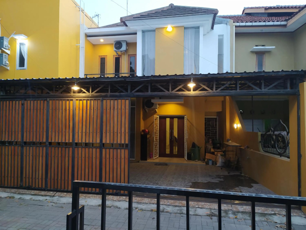 Lucky Guest House Wahid Hasyim