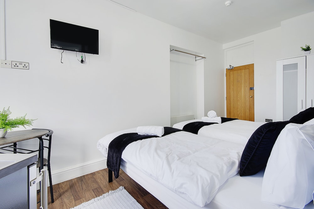 Azure Beach Hotel - Chambres