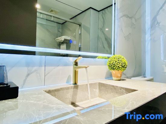 Двухместный номер Comfort двуспальная кровать в Dafa Hotel