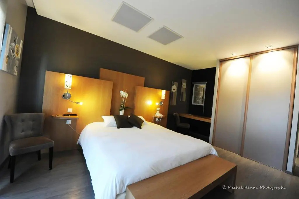 Privilege Double room (full double bed)