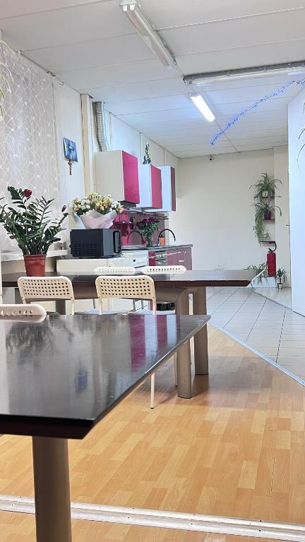 Кровать в общем номере в Hostel POPLAWOK