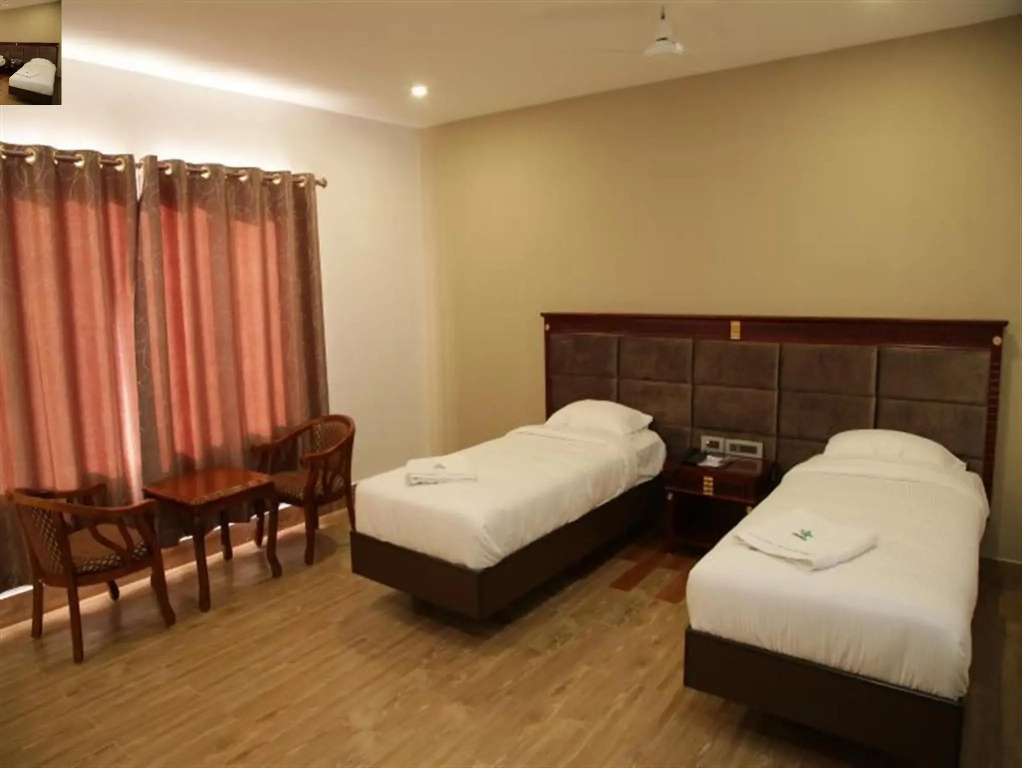 Hotel Shanthi Inn Grand - Général