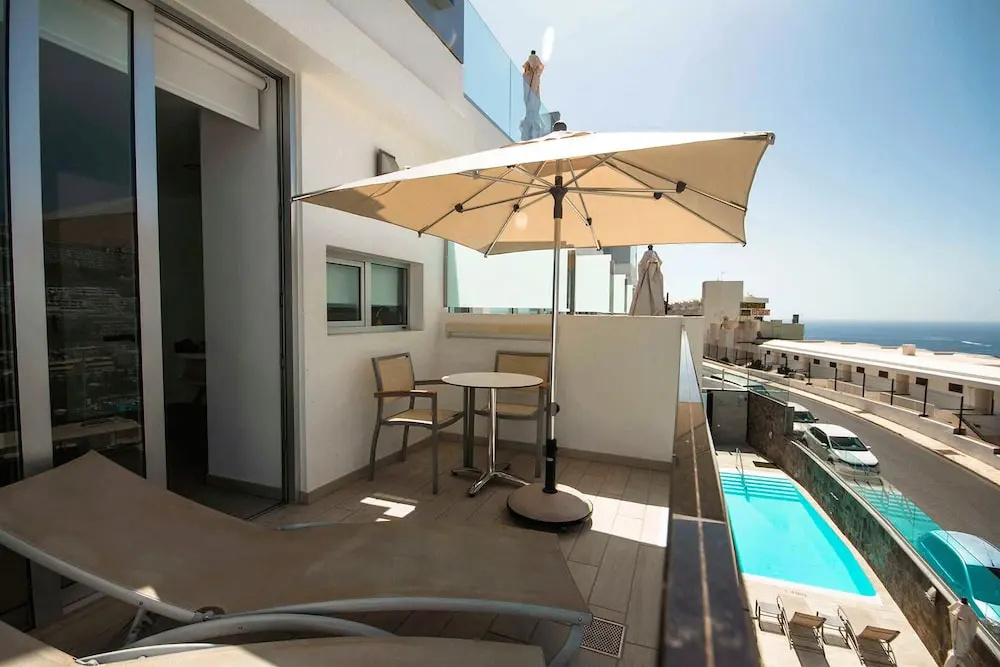 Premium Apartment