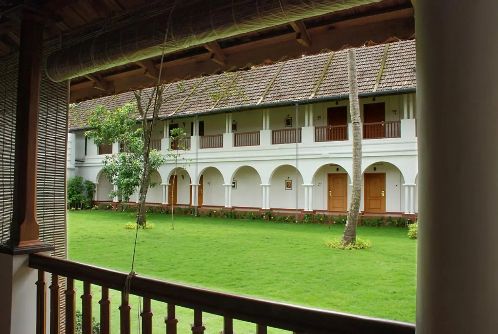 Lemon Tree Vembanad Lake Resort, Kerala