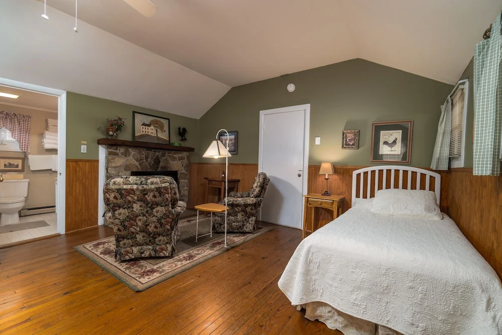 Highland Lake Inn & Resort - Chambres