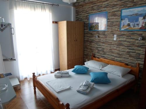 Villa Chrisanthi — 3