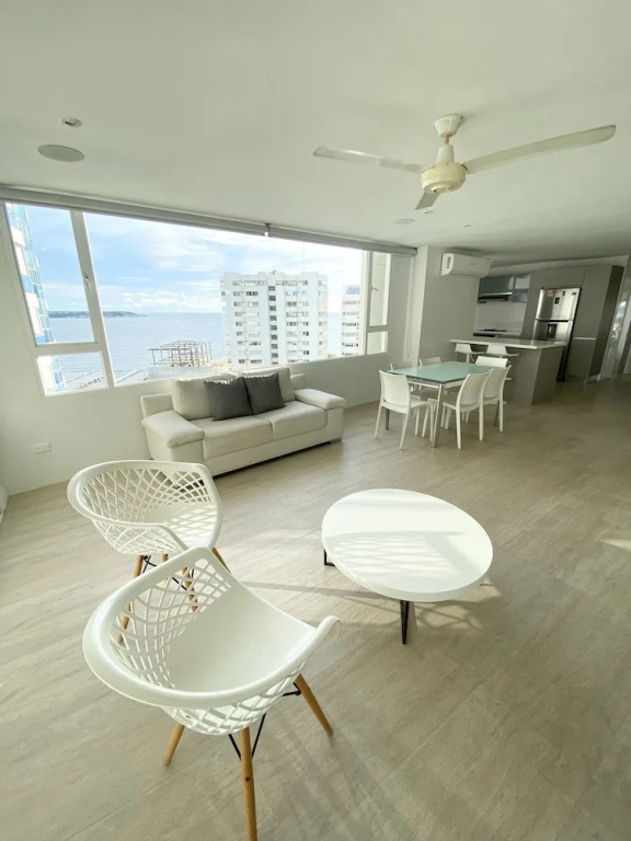 "3tc16 3 Bedroom Apartment Facing The Sea With Air Conditioning And Wifi"