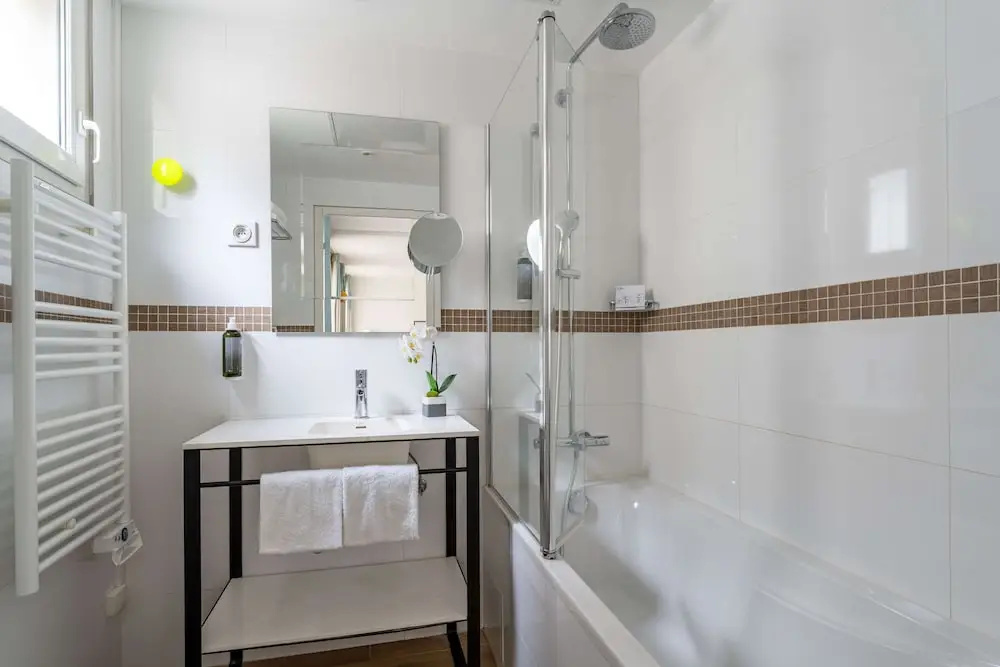 Privilege room