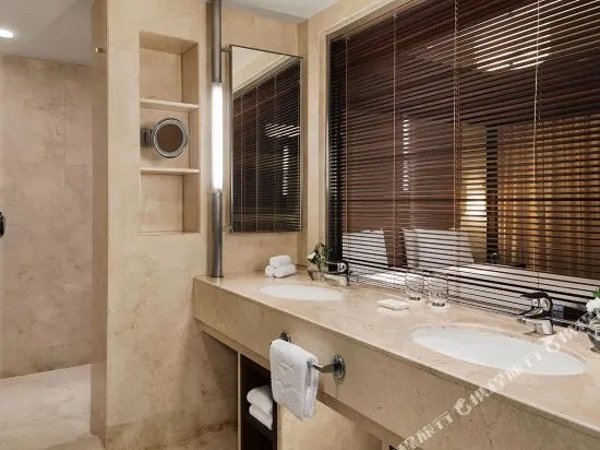 Shangri-La's Rasa Sayang Resort & Spa