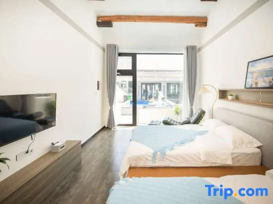Standard Double room with courtyard view (twin beds)