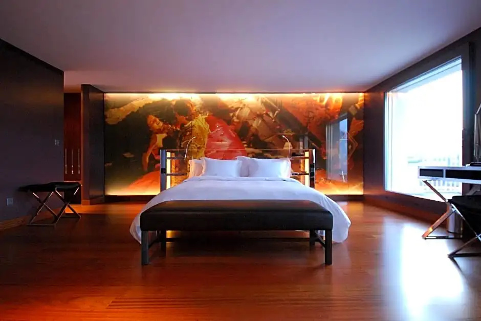 Deluxe Double Junior Suite with balcony (full double bed)