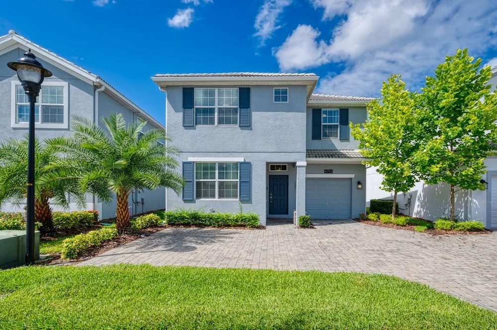 Stunning Home With Private Pool Near Disney