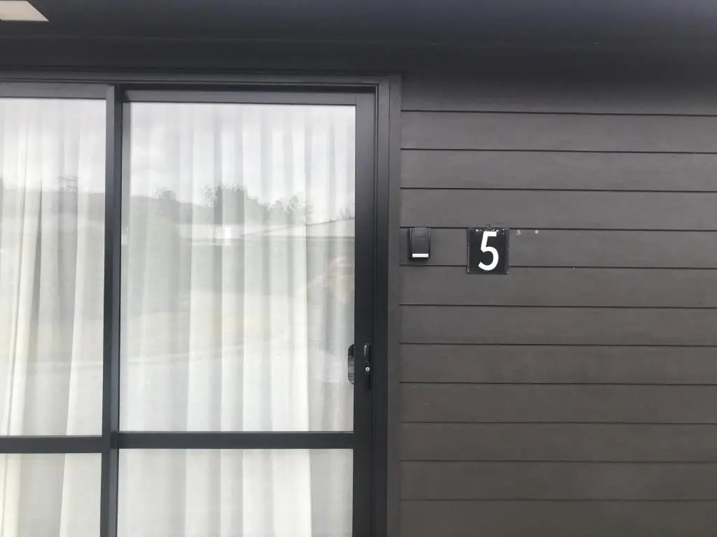 5 - Delightful Space in Tranquil Neighbourhood, Close to the Lake