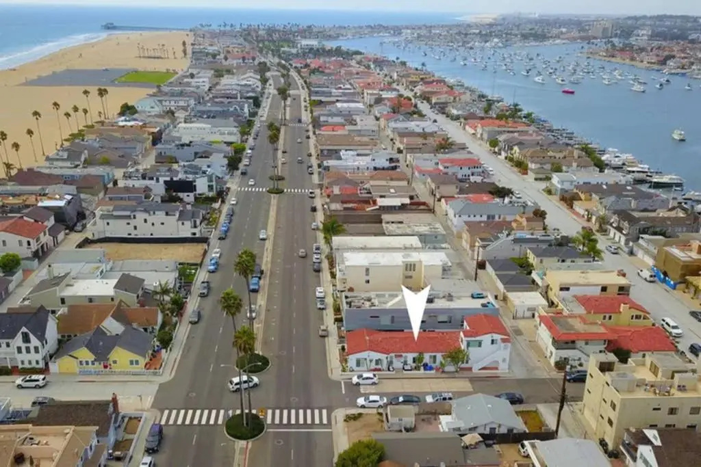 Beach & Waterfront