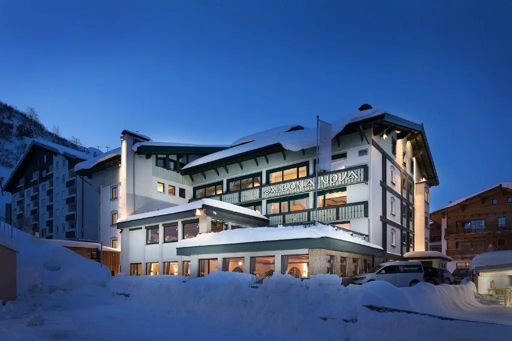Hotel Albona Nova