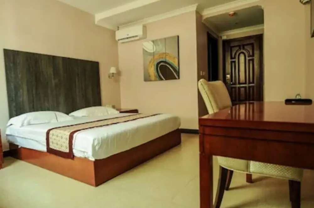 Russel Hotel - Chambres