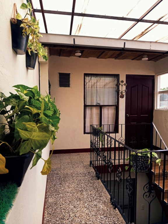 Emmanuel House GT