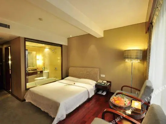 Deluxe Double room (full double bed)