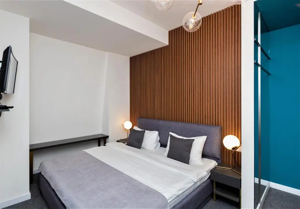 Standard Double room (full double bed)