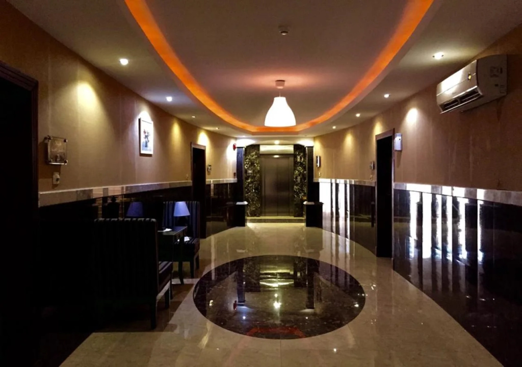 Hotel photo 12
