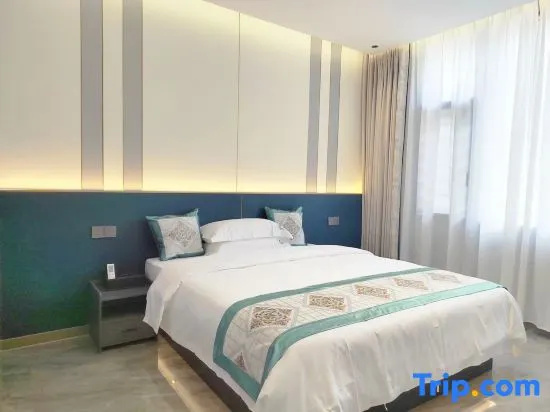 Standard Double room with garden view (full double bed)
