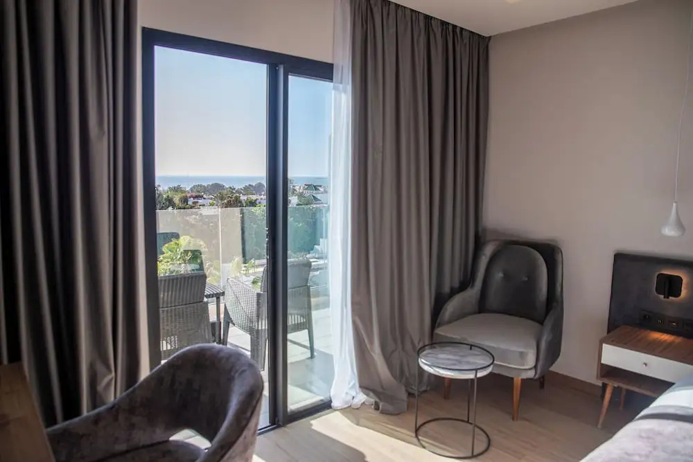 Standard room with sea view
