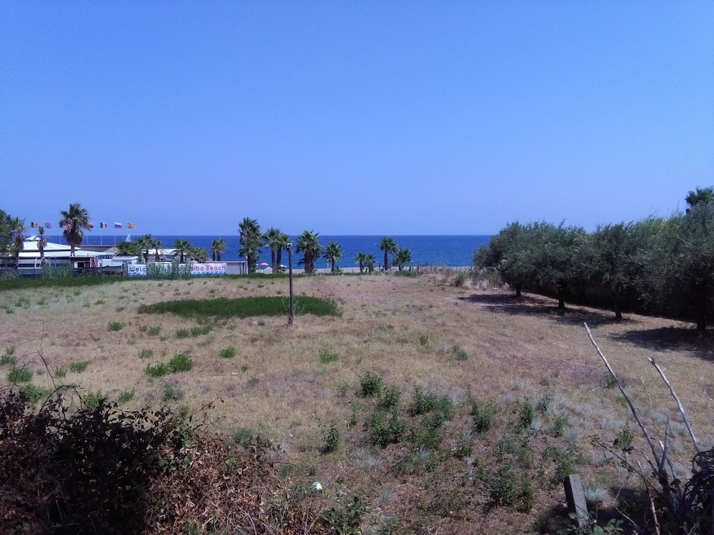 Beach & Waterfront