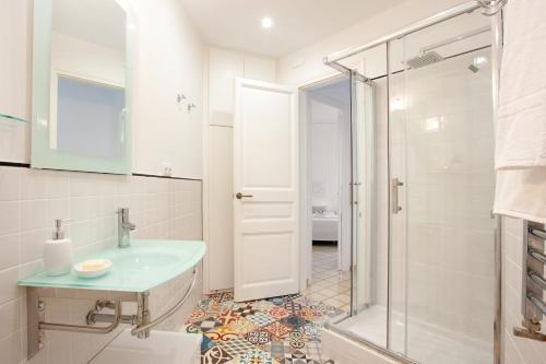 Hostal Muntaner by null