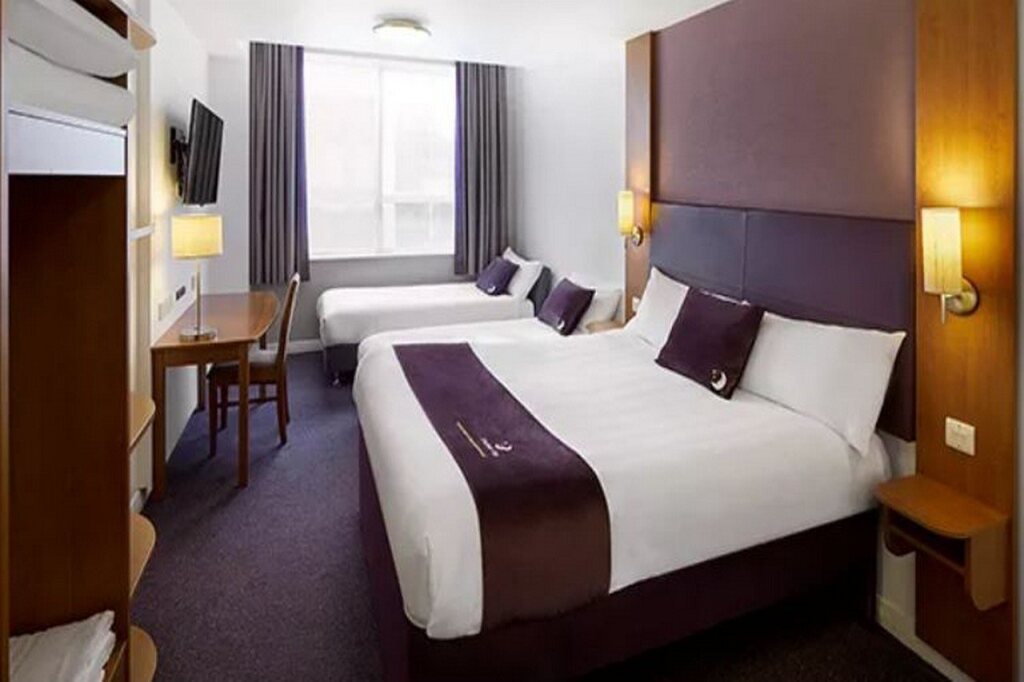 Premier Inn Manchester Altrincham