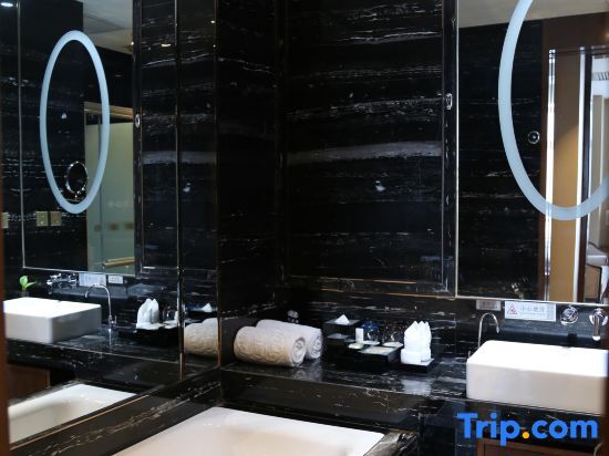 Люкс Superior в Xi'an YongChang Hotel