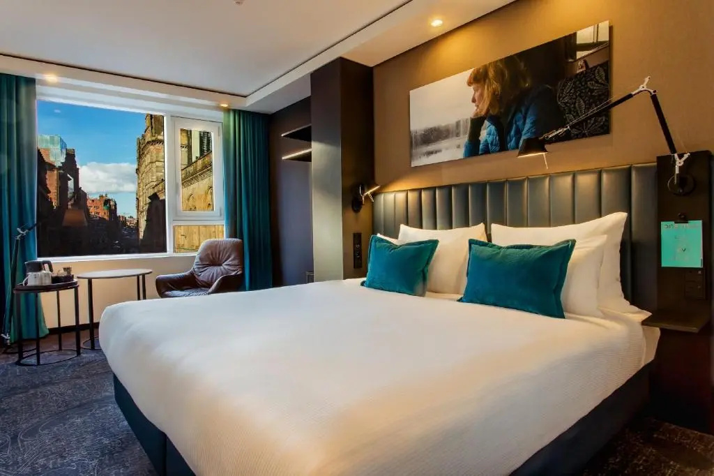 Motel One Glasgow Room Type - Standard Double Room