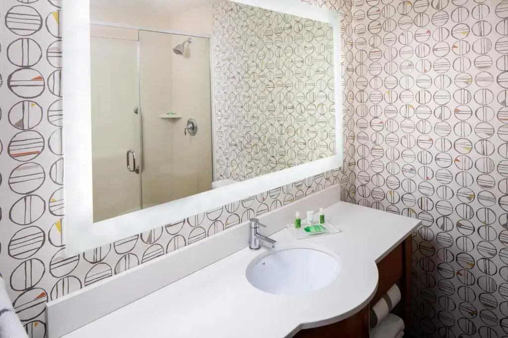 Holiday Inn Charlottesville-Monticello by IHG - Chambres