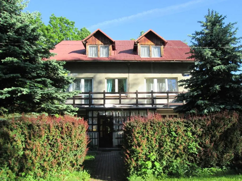 3 Bedrooms Apartment