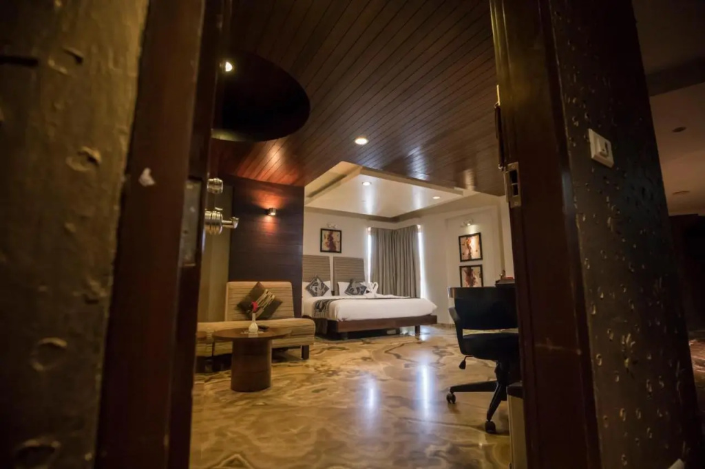 Bizz The Hotel - Général