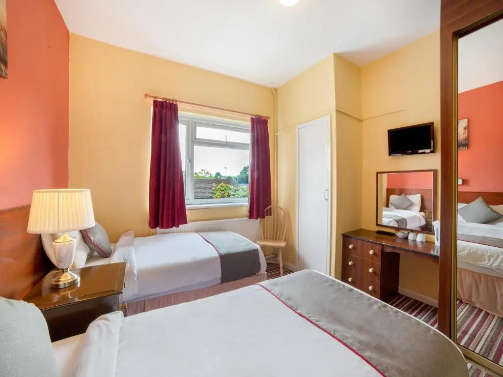 OYO The Royal Hotel - Chambres