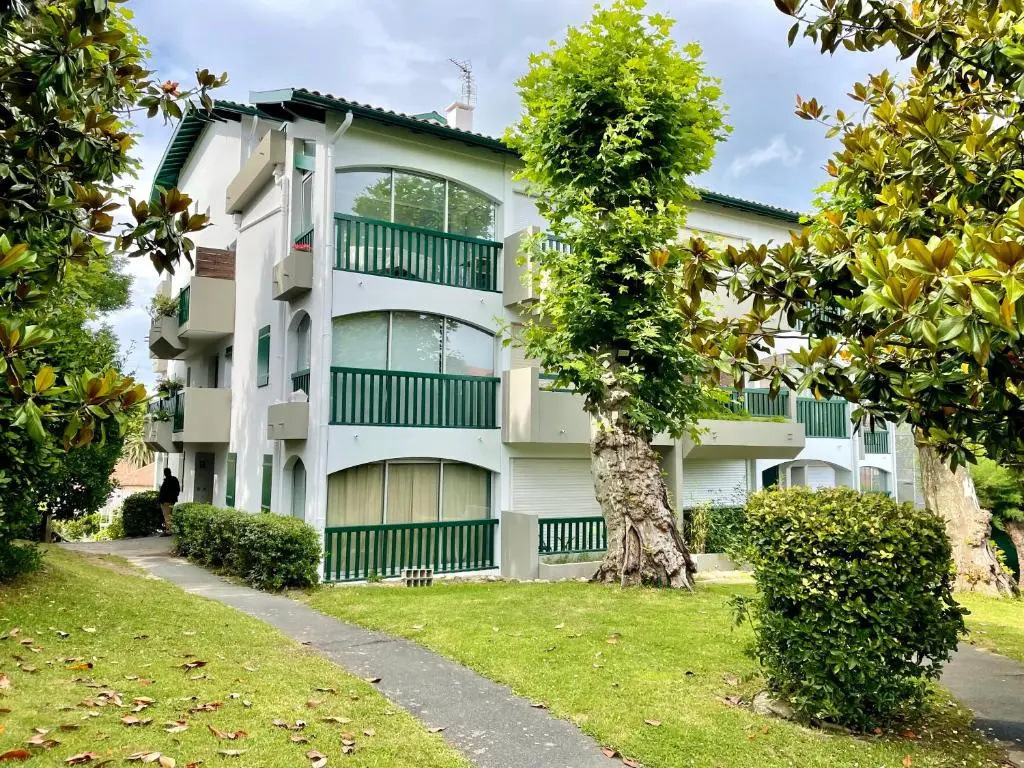 Studio entre la place des 5 cantons et la plage