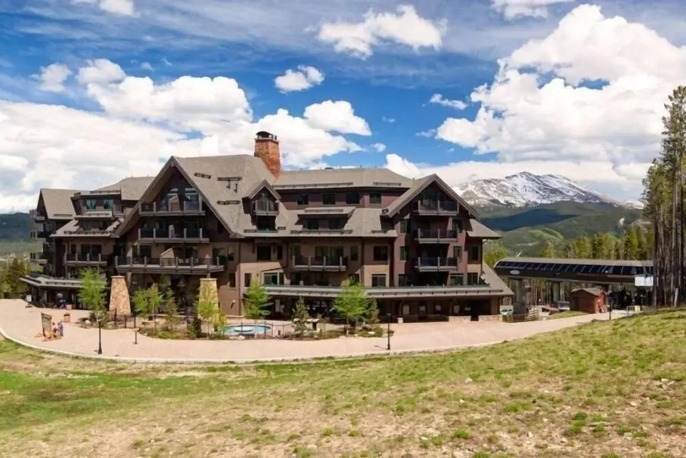 Crystal Peak 2 Bedroom Condo at Peak 7